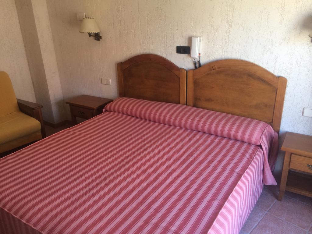 La Mesta Hotel Pradena ห้อง รูปภาพ